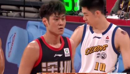 CBA：上海队凭什么18连胜？小将6场20加，豪取11连胜