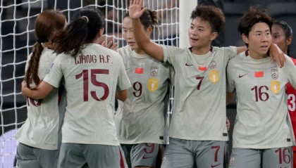 乐鱼体育app下载-中国女足赢2-0仅一夜 真相曝光！主帅公开甩锅球员 出线形势有变